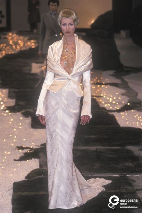 GIVENCHY Spring Summer 1998 Paris 